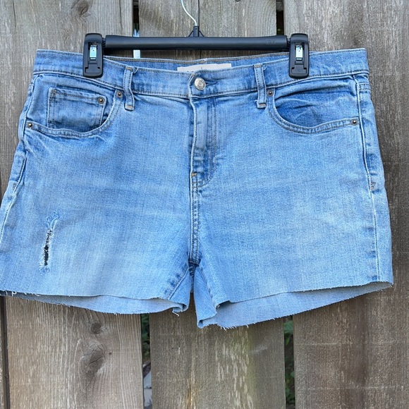 GAP Pants - ***SOLD***GAP 1969 Best Girlfriend size 32 Jean Shorts